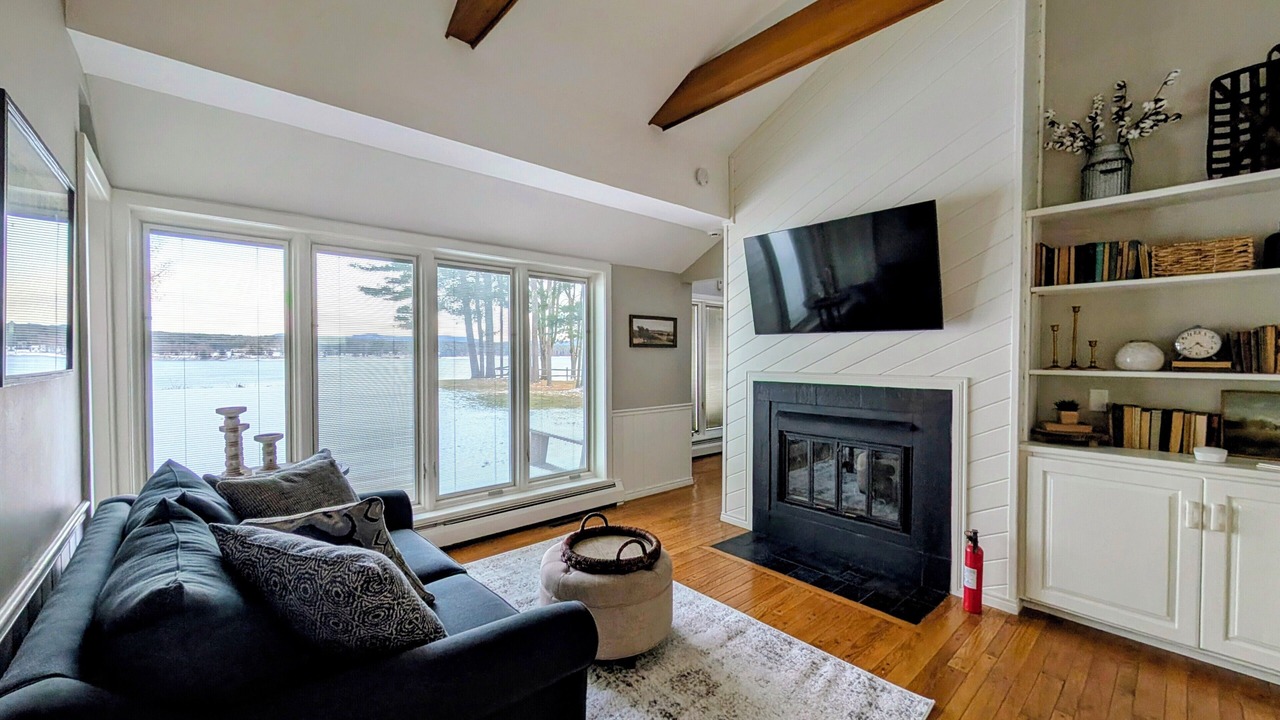 Photo of Livingroom in Mayfield