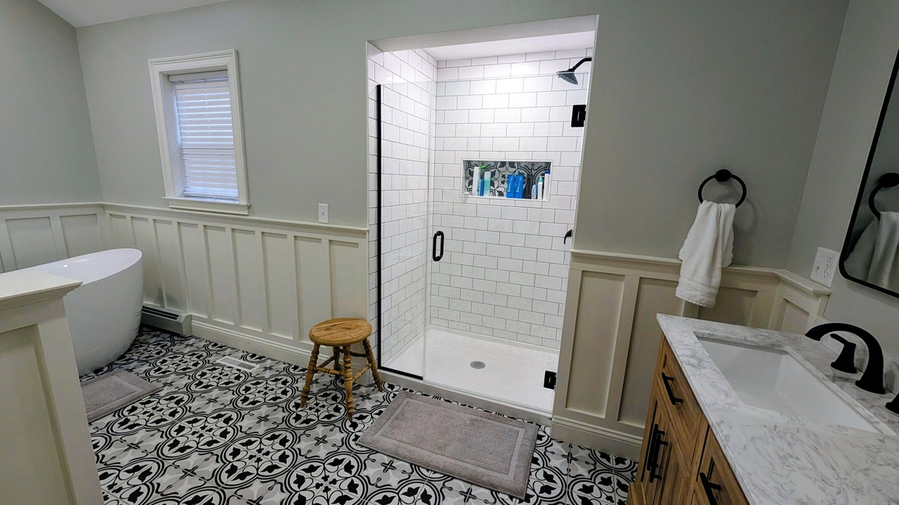 Photo of Bathroom in Mayfield