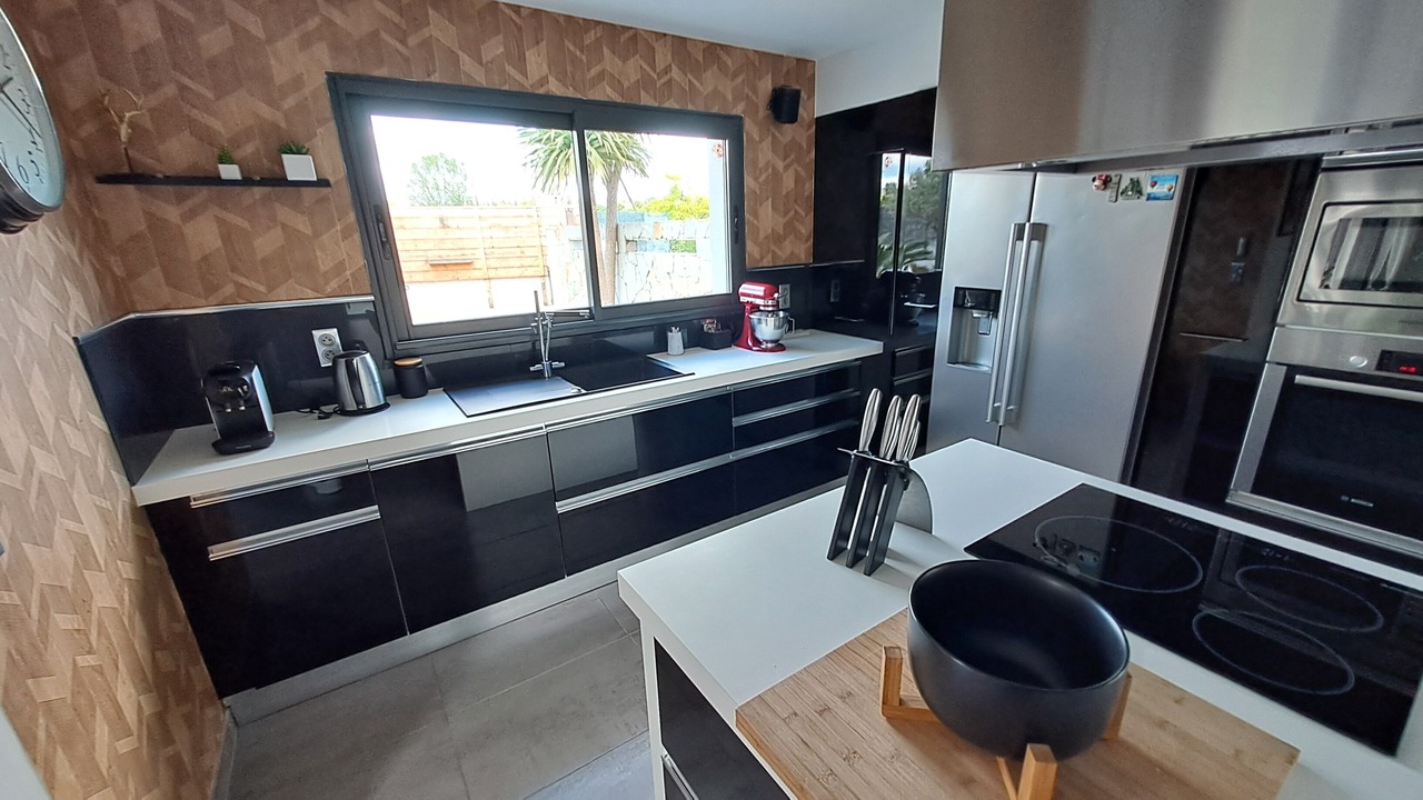 Photo of Kitchen in Montbazin