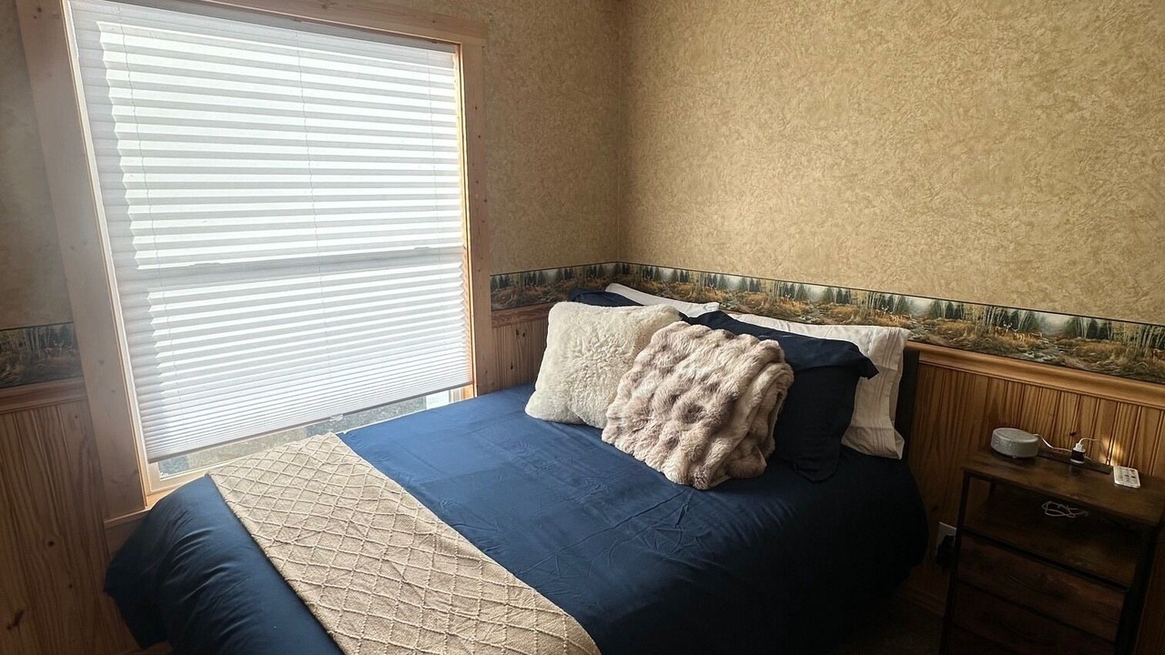 Photo of Bedroom in La Grande