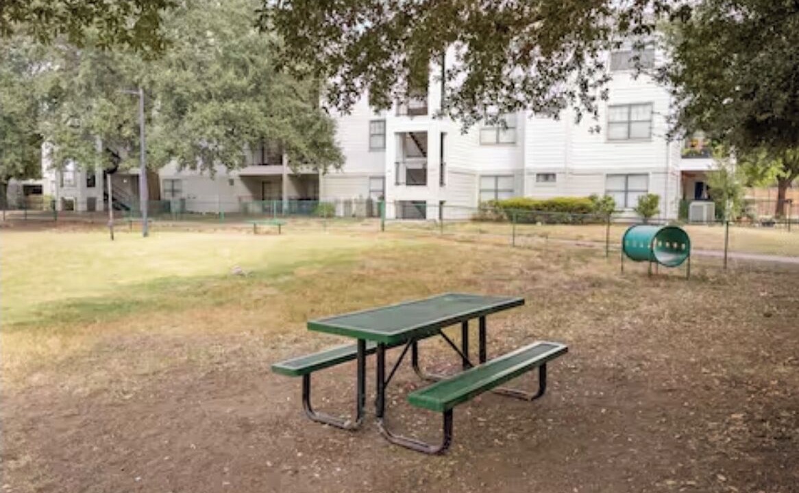 Photo of Outdoor in Pleasant Valley