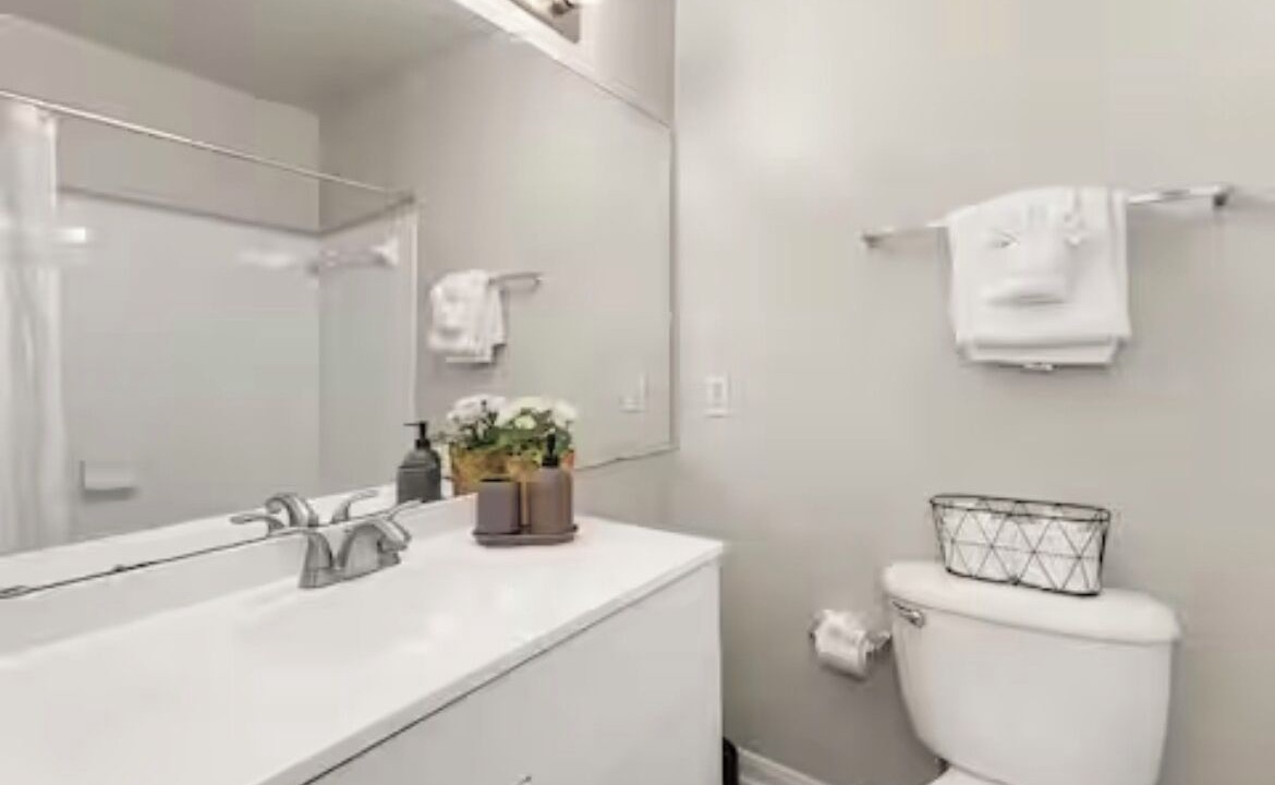 Photo of Bathroom in Pleasant Valley