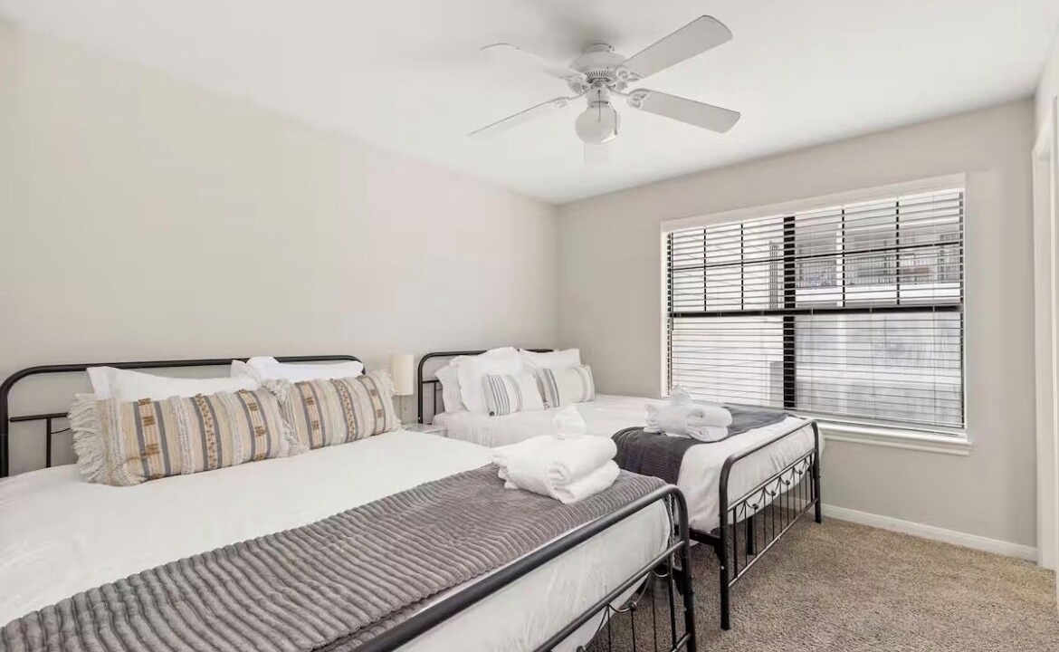 Photo of Bedroom in Pleasant Valley