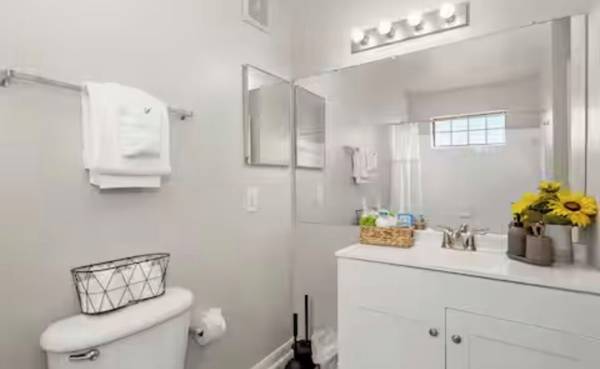 Photo of Bathroom in Pleasant Valley