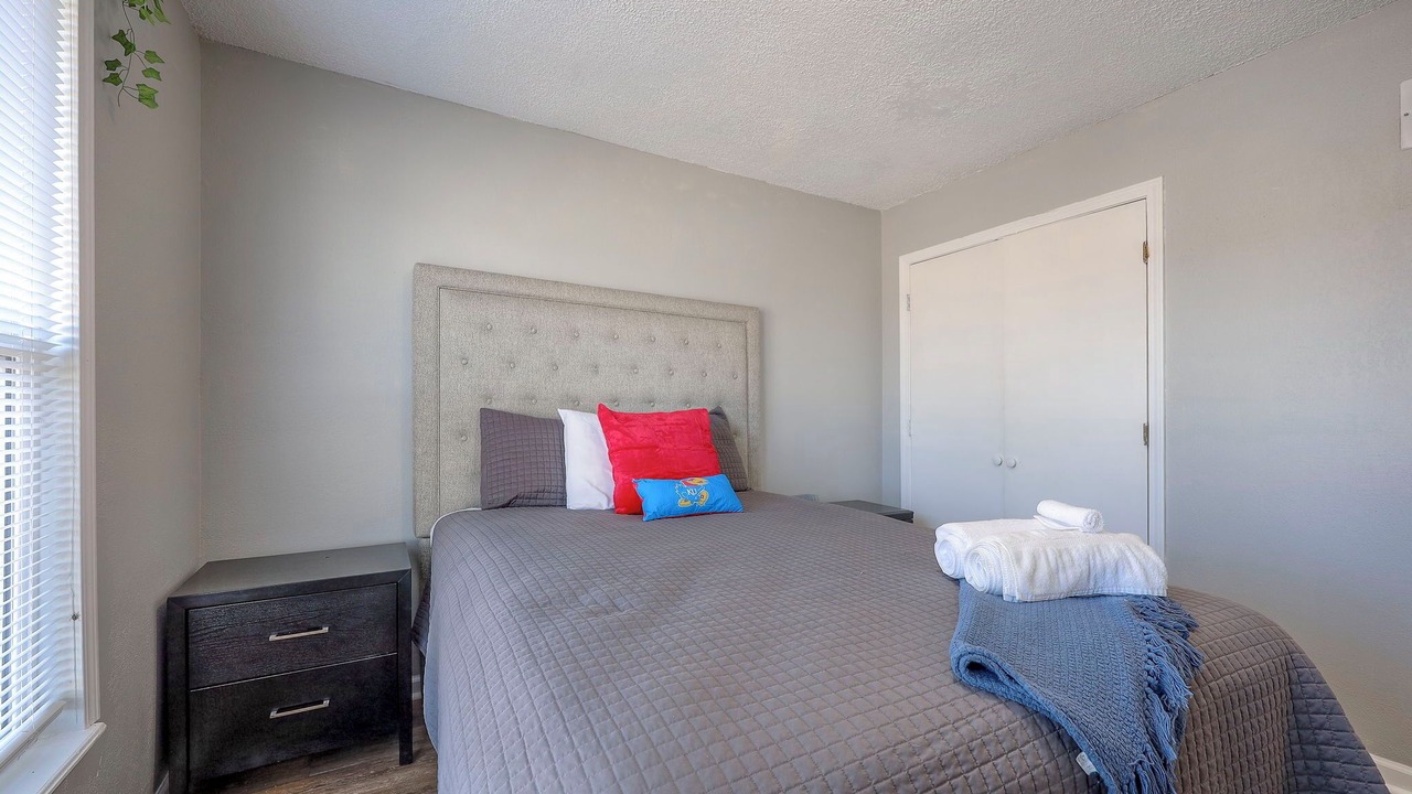 Photo of Bedroom in Olathe