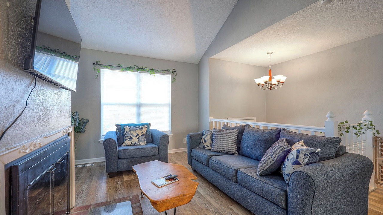 Photo of Livingroom in Olathe