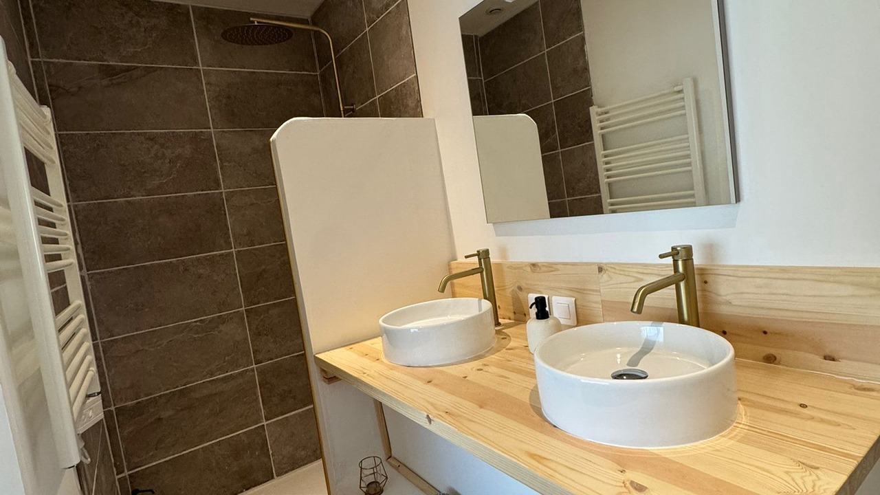 Photo of Bathroom in Bourg Pelousiere