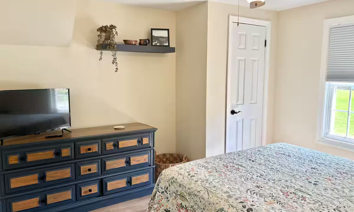 Photo of Bedroom in Fries