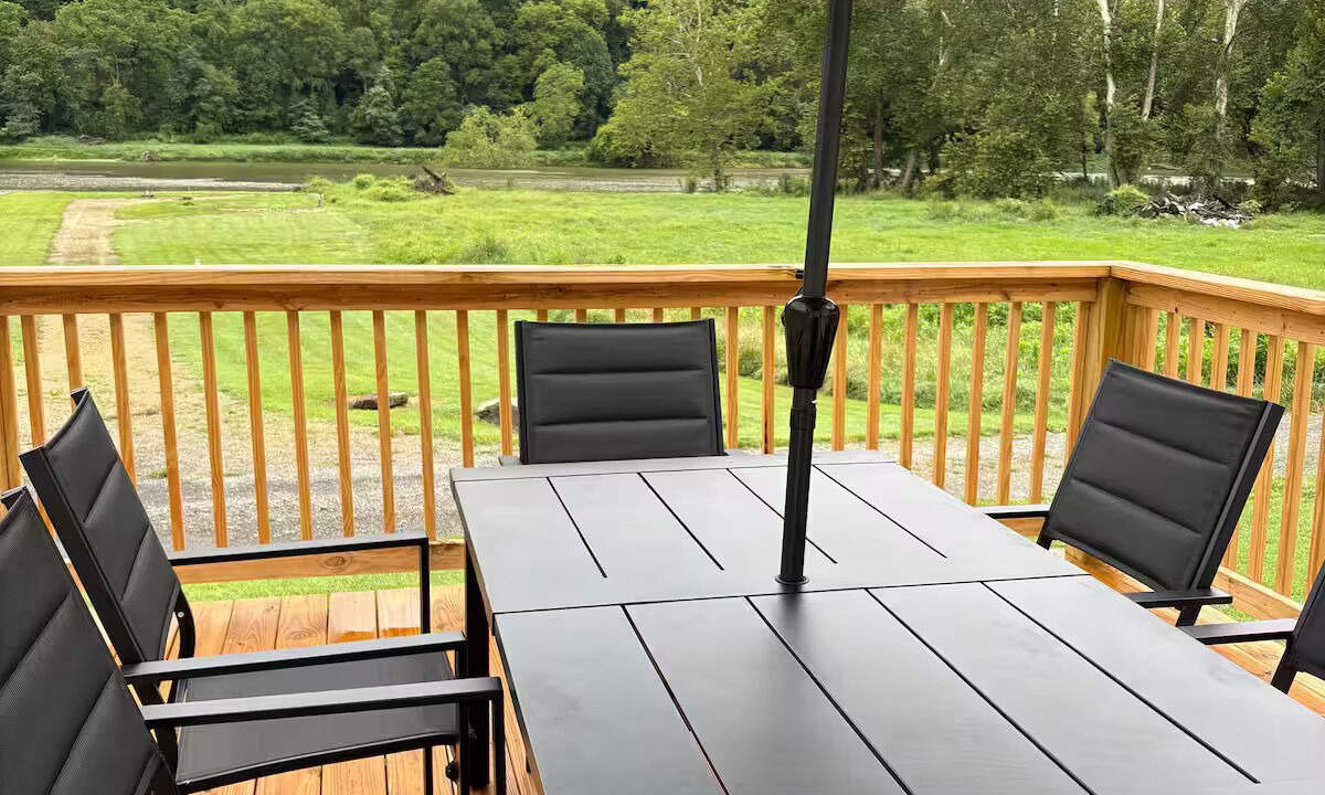 Photo of Outdoor in Fries