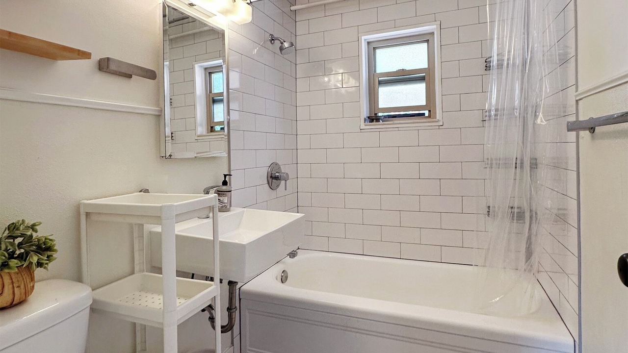 Photo of Bathroom in Central Boulder
