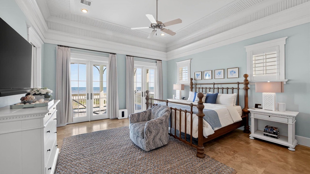 Photo of Bedroom in Galveston