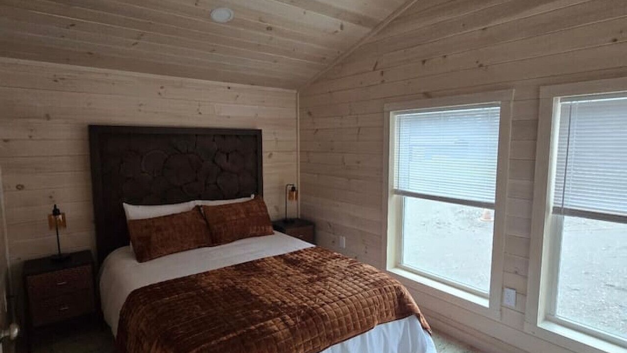 Photo of Bedroom in Pittsburg