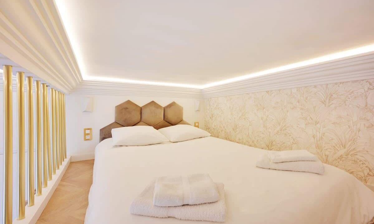 Photo of Bedroom in Faubourg-du-Roule