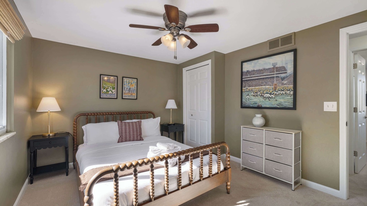 Photo of Bedroom in Drayton Plains