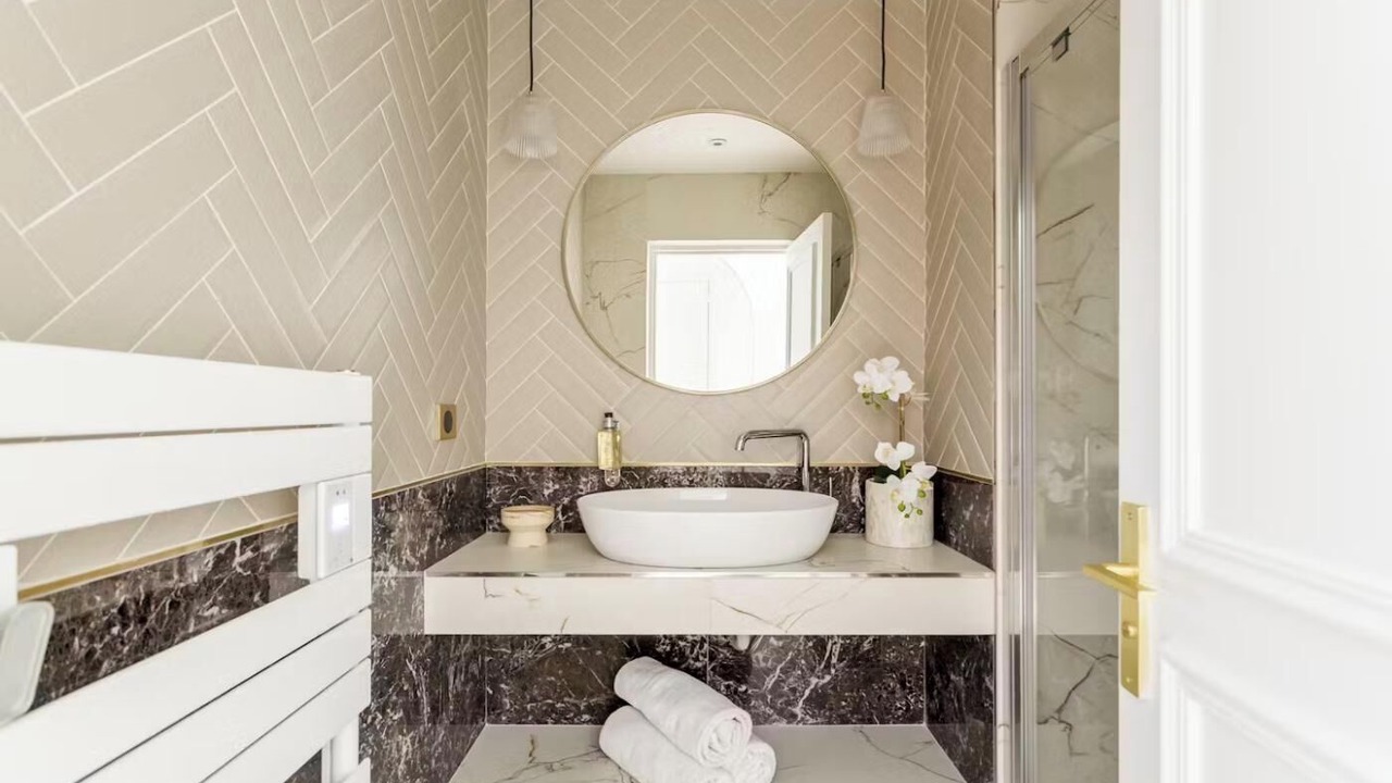 Photo of Bathroom in Arts-et-Metiers