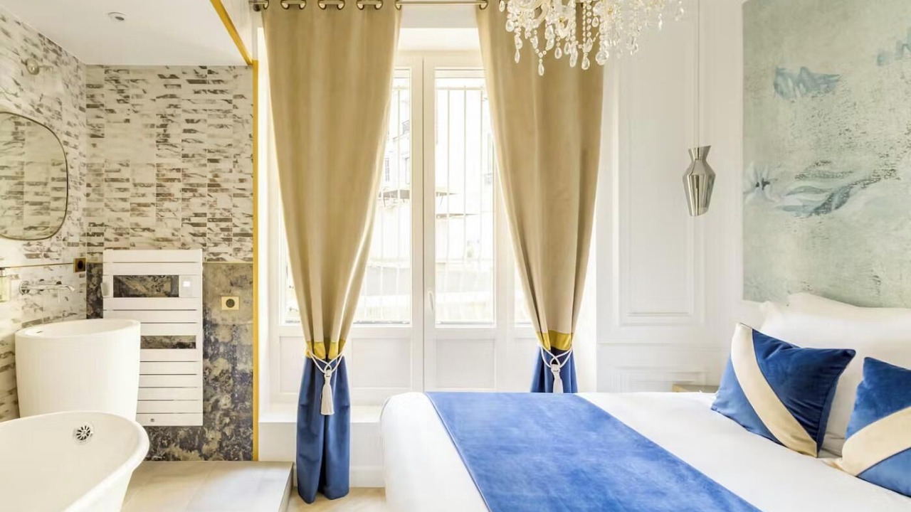 Photo of Bedroom in Arts-et-Metiers