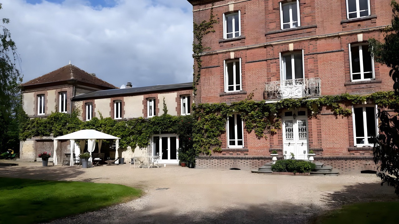 Photo of Outdoor in Le Mesnil-Guillaume