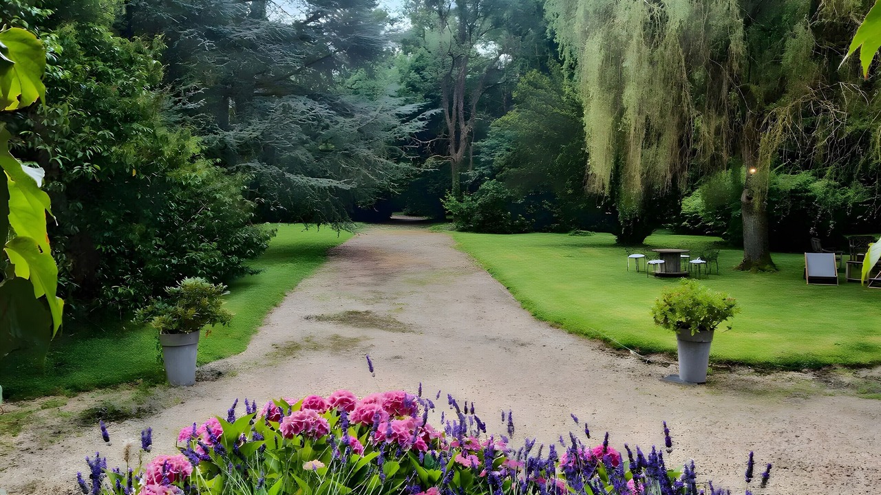 Photo of Outdoor in Le Mesnil-Guillaume