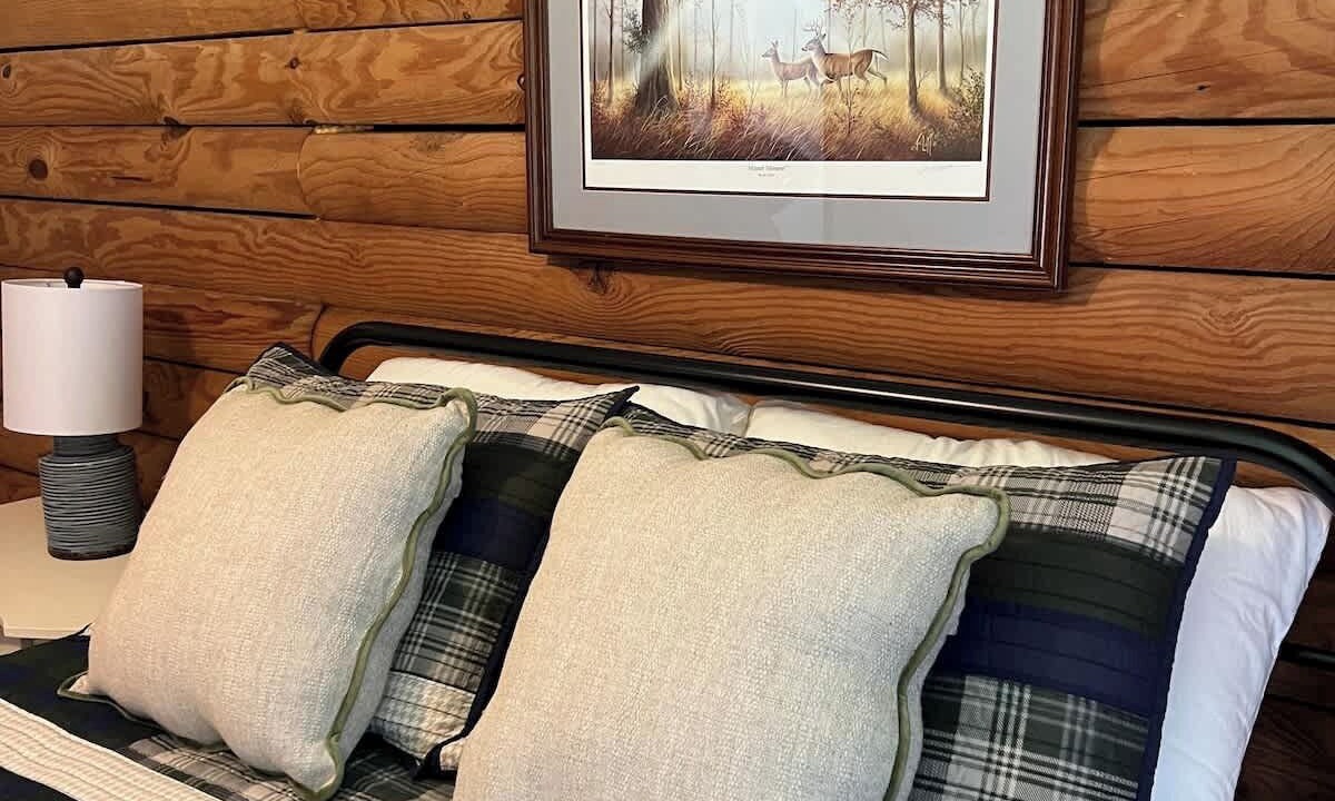 Photo of Bedroom in Lackey