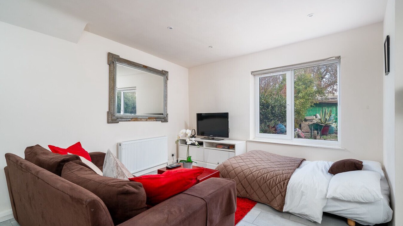 Photo of Bedroom in Herne Hill