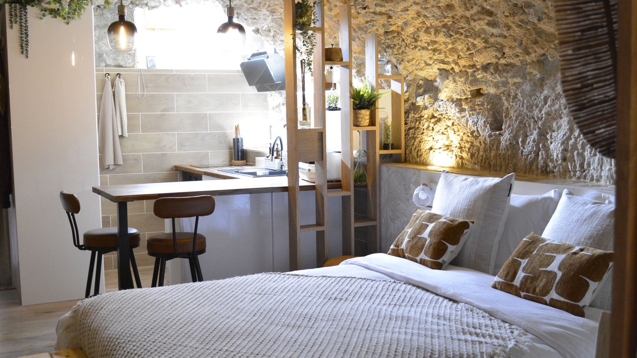 Photo of Bedroom in Biot