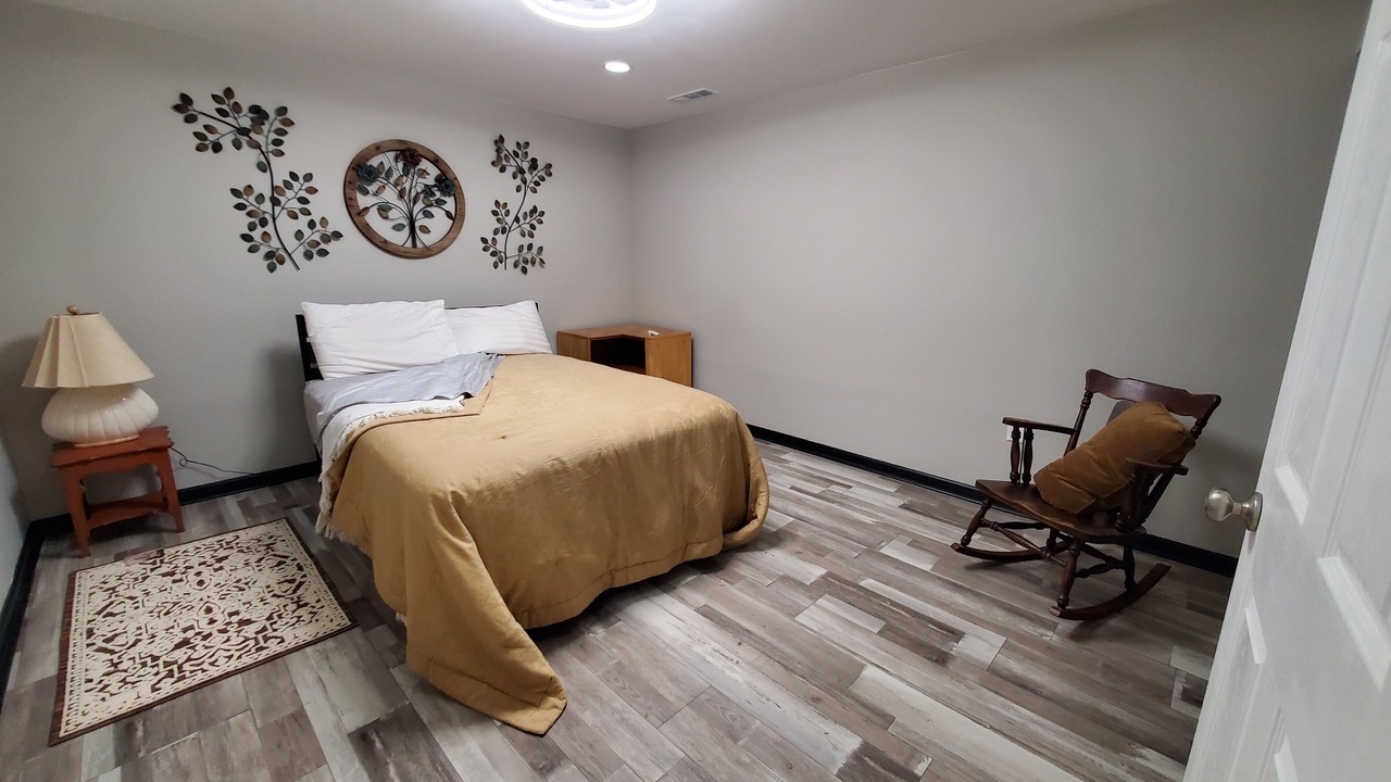 Photo of Bedroom in Blue Springs