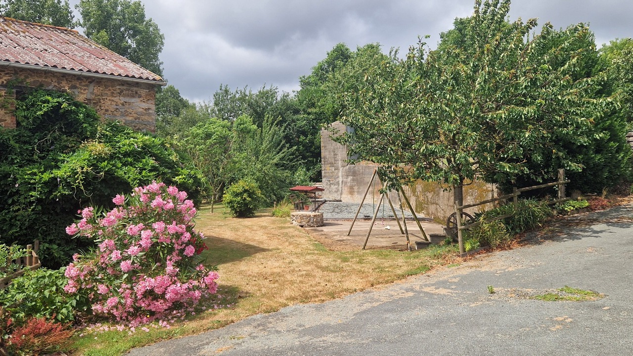 Photo of Outdoor in Montournais