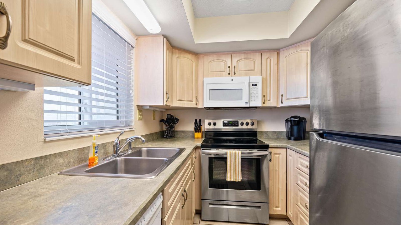 Photo of Kitchen in Ormond-by-the-Sea