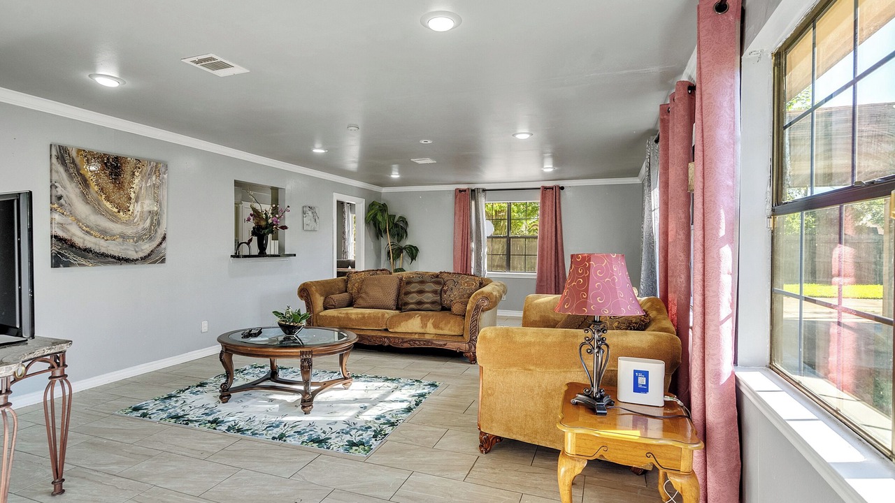 Photo of Livingroom in Pasadena