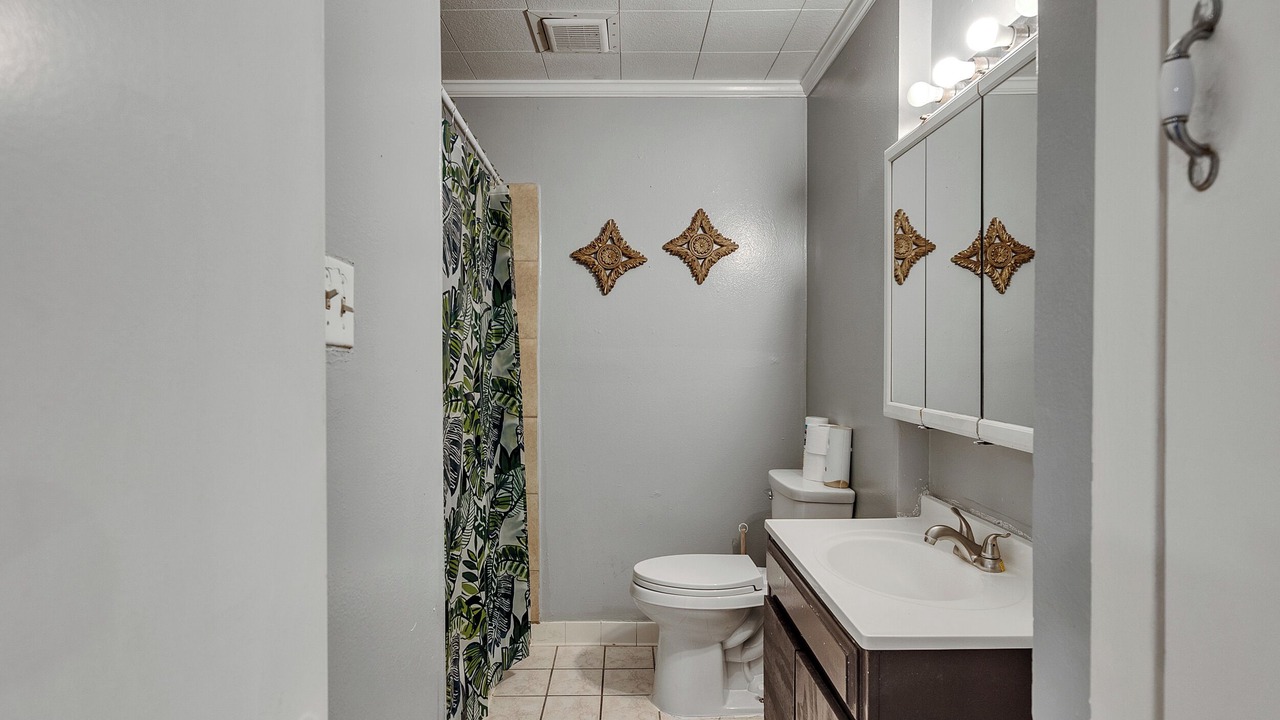 Photo of Bathroom in Pasadena