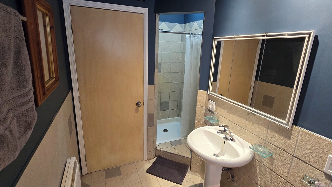 Photo of Bathroom in Lac Delage