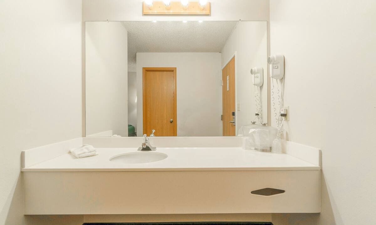 Photo of Bathroom in Texhoma