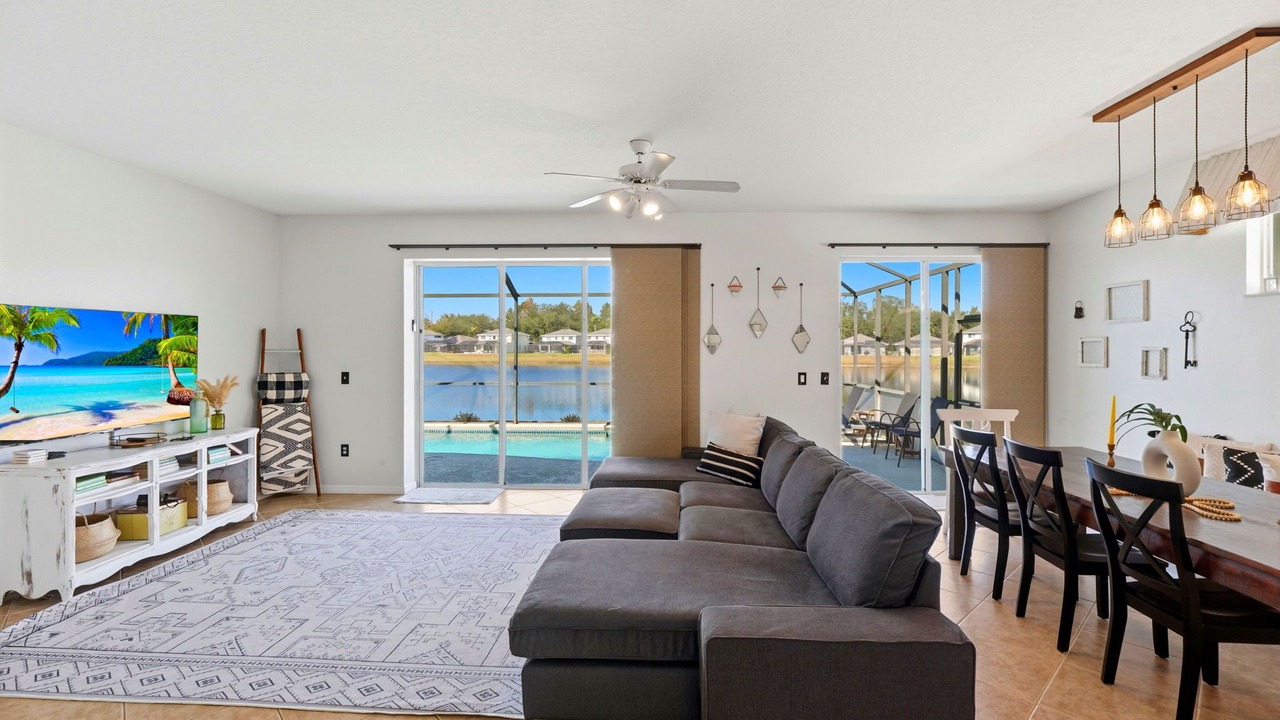Photo of Livingroom in Sunset Lakes