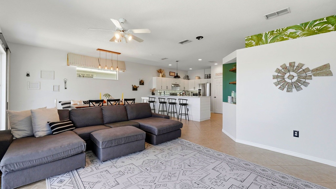 Photo of Livingroom in Sunset Lakes