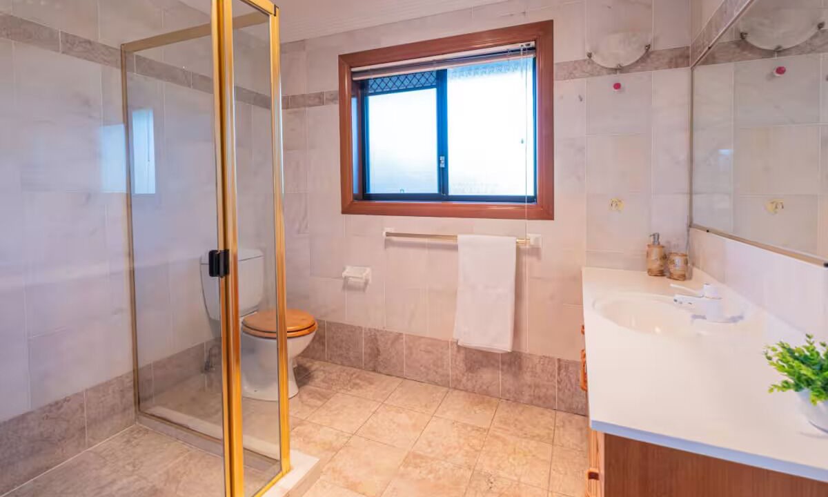 Photo of Bathroom in Macgregor