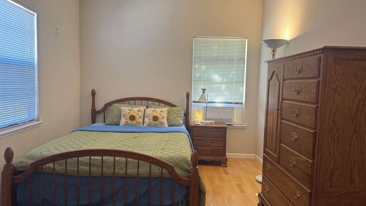 Photo of Bedroom in Tracy