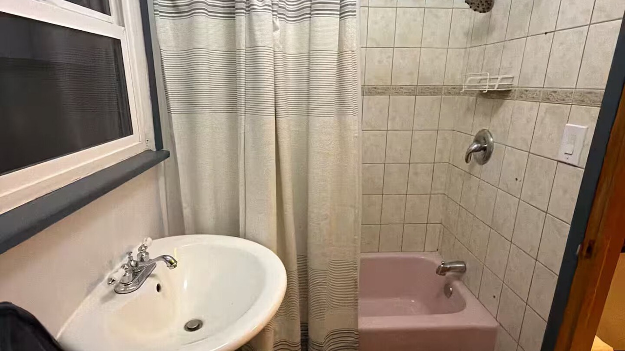 Photo of Bathroom in Foster - Powell