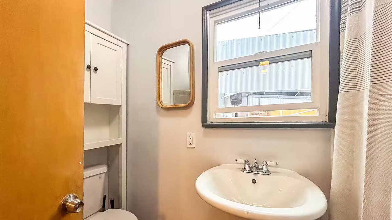 Photo of Bathroom in Foster - Powell