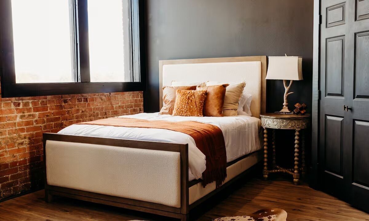 Photo of Bedroom in Crockett