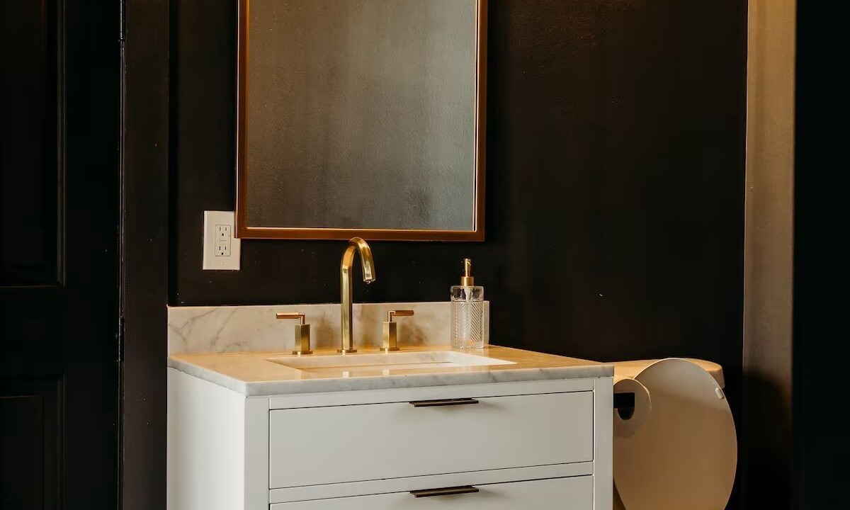 Photo of Bathroom in Crockett