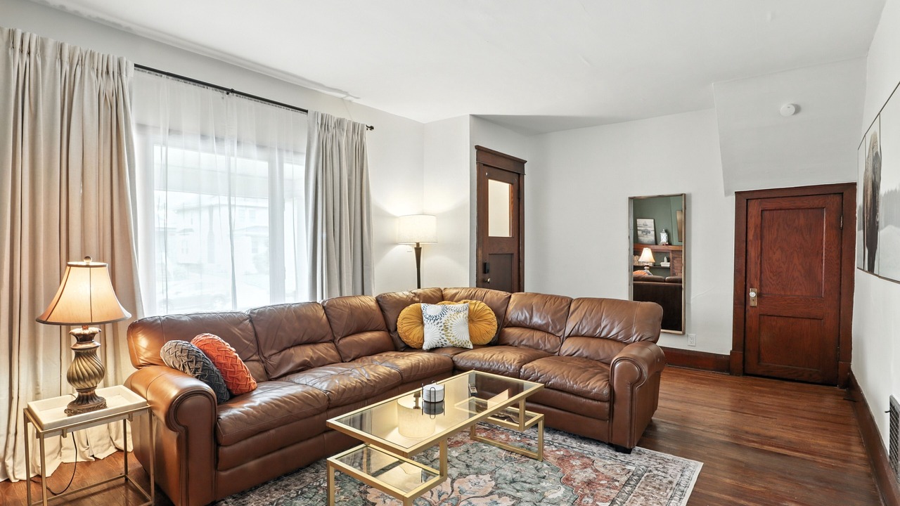 Photo of Livingroom in North Buffalo