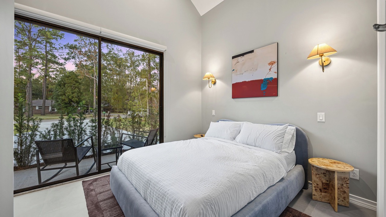Photo of Bedroom in Conroe