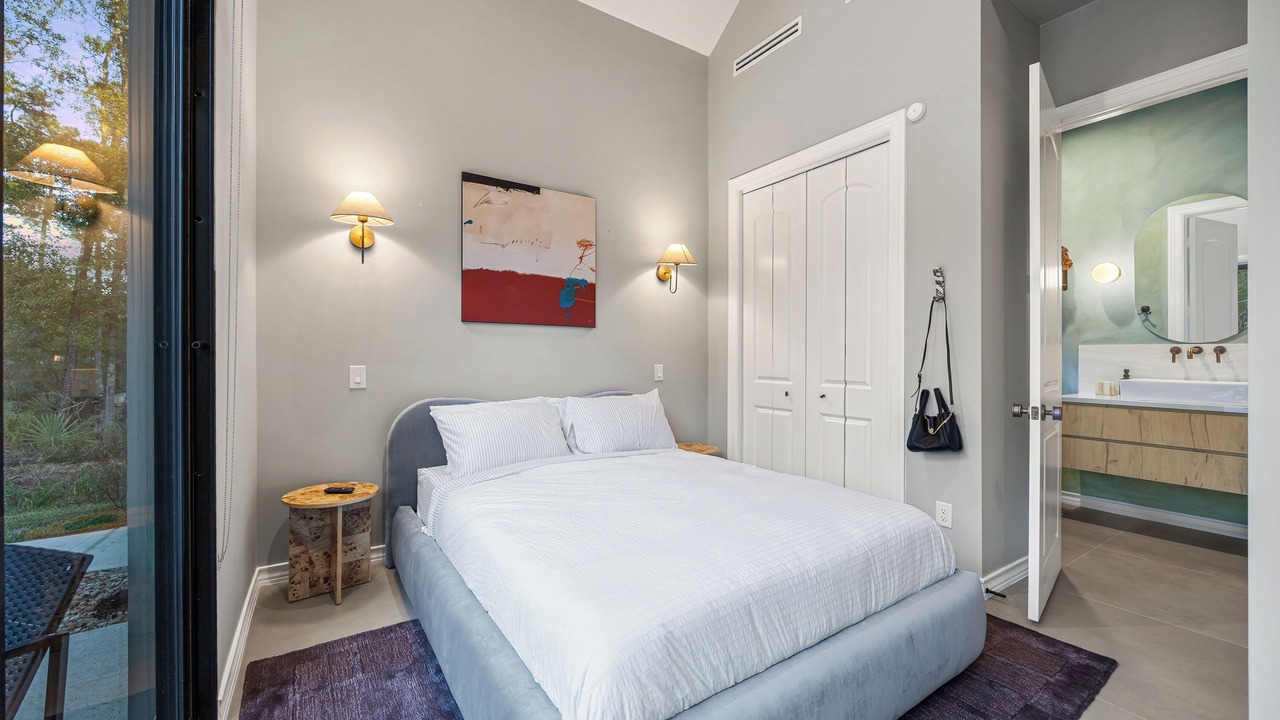 Photo of Bedroom in Conroe