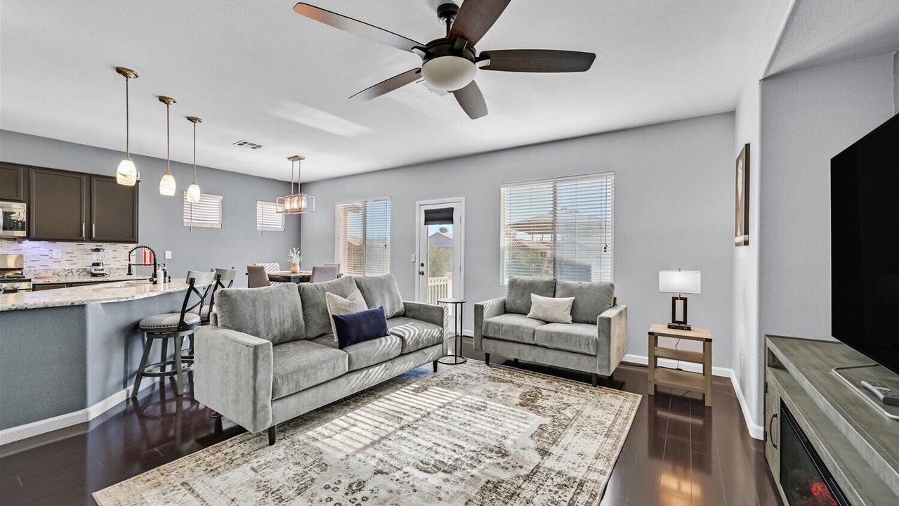 Photo of Livingroom in Rhodes Ranch