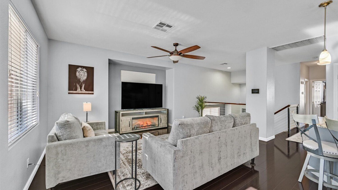 Photo of Livingroom in Rhodes Ranch