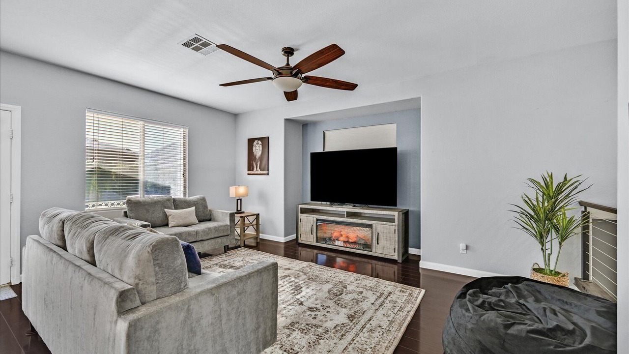 Photo of Livingroom in Rhodes Ranch