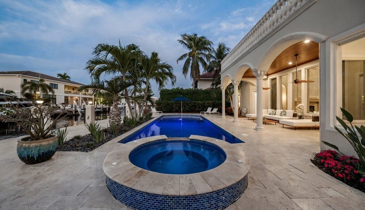 Photo of Outdoor in Tropic Isle