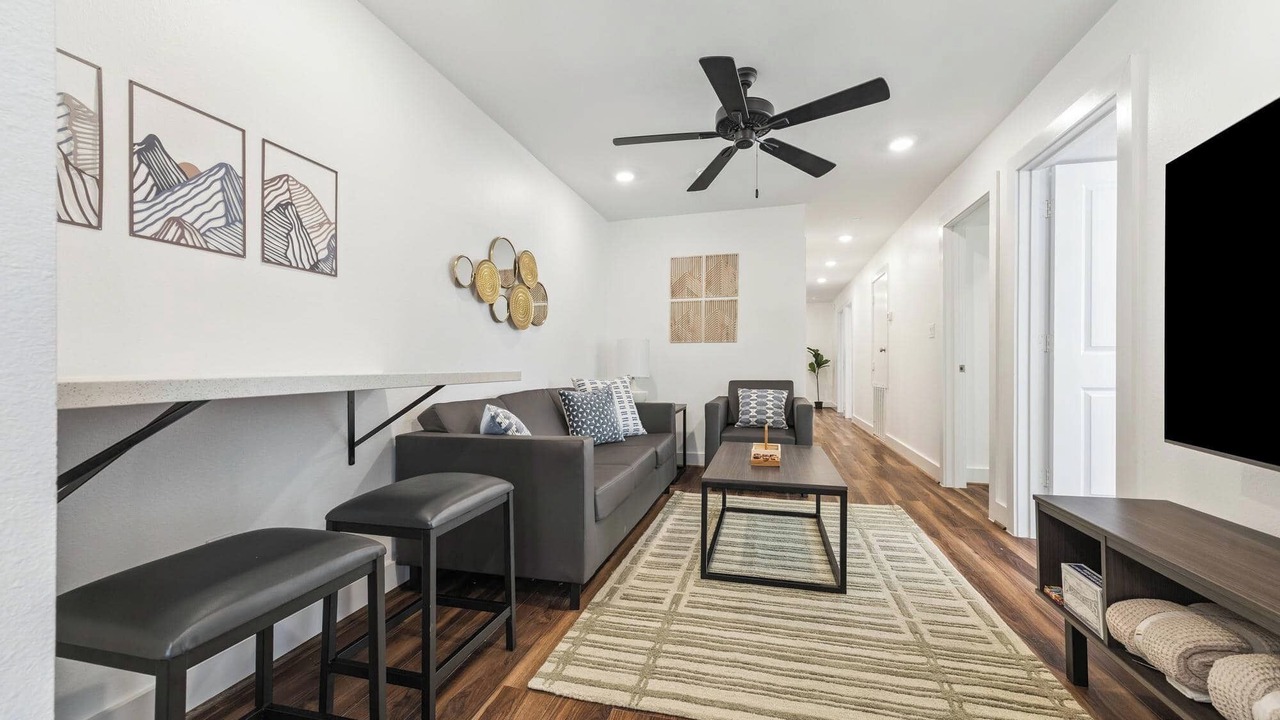 Photo of Livingroom in Southgate