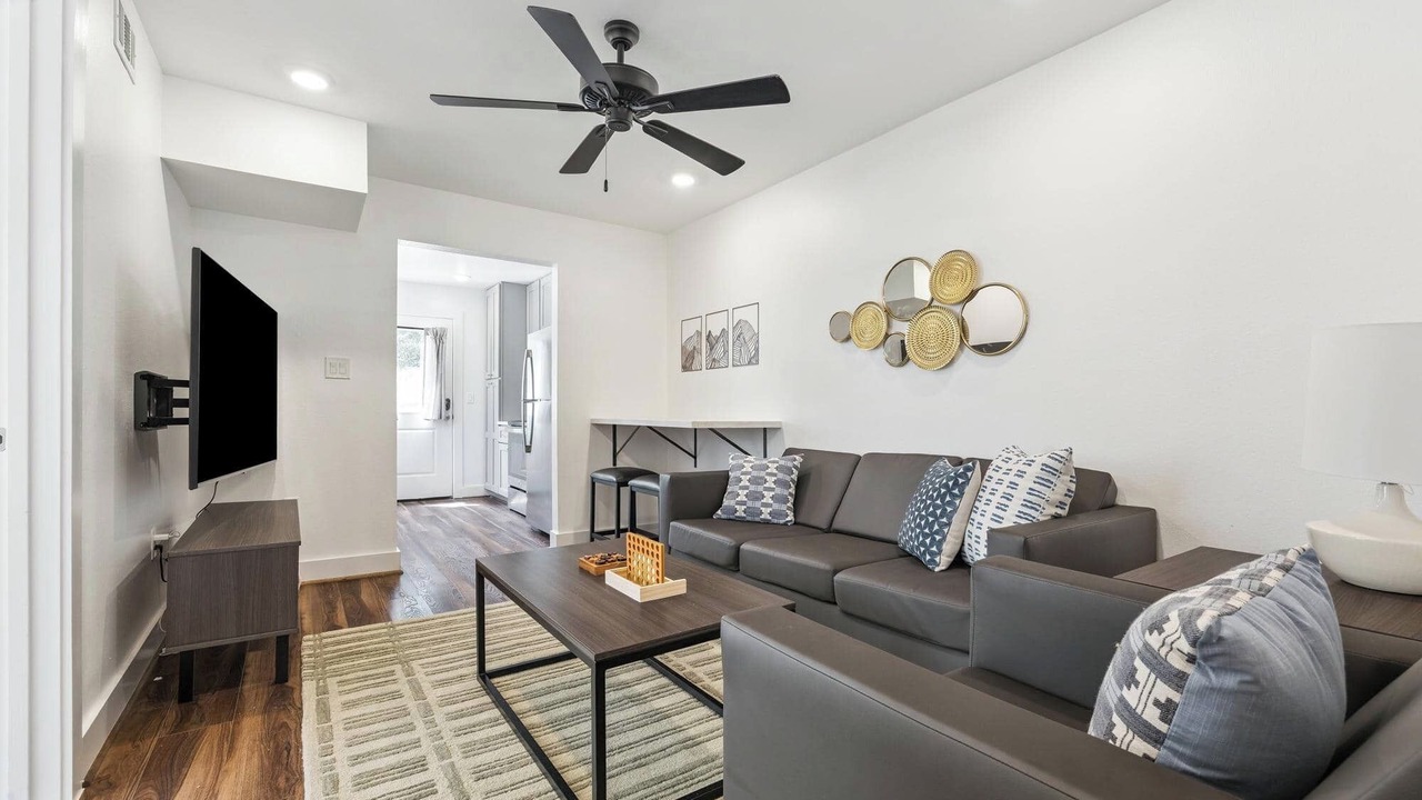 Photo of Livingroom in Southgate