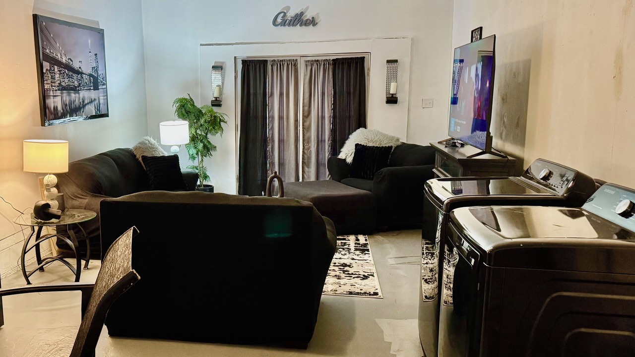 Photo of Livingroom in Jacksonville